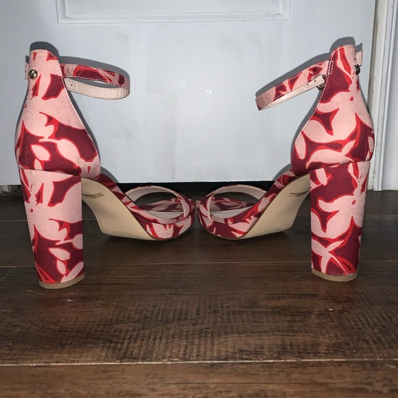 Nine West heels - Picture 2 of 5